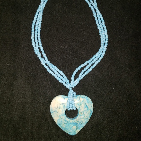 Turquoise beaded necklace w/ heart stone - Picture 3 of 5